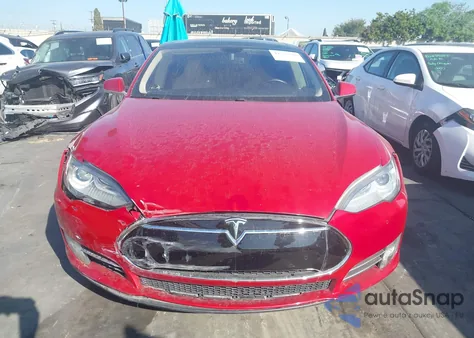 2014 Tesla Model S P85 из США, поврежденный, VIN 5YJSA1H18EFP32586